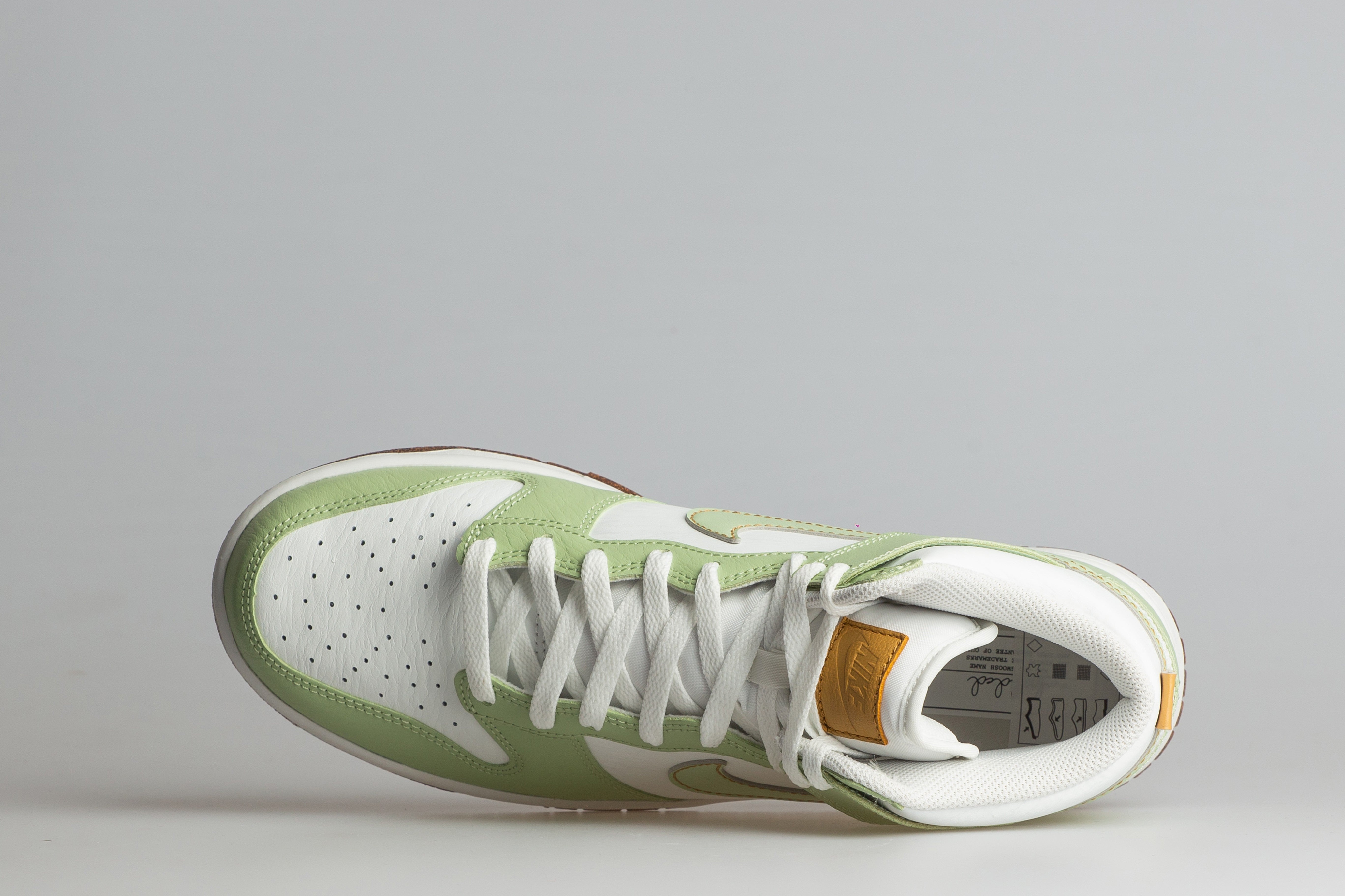 Dunk Hi Retro SE
