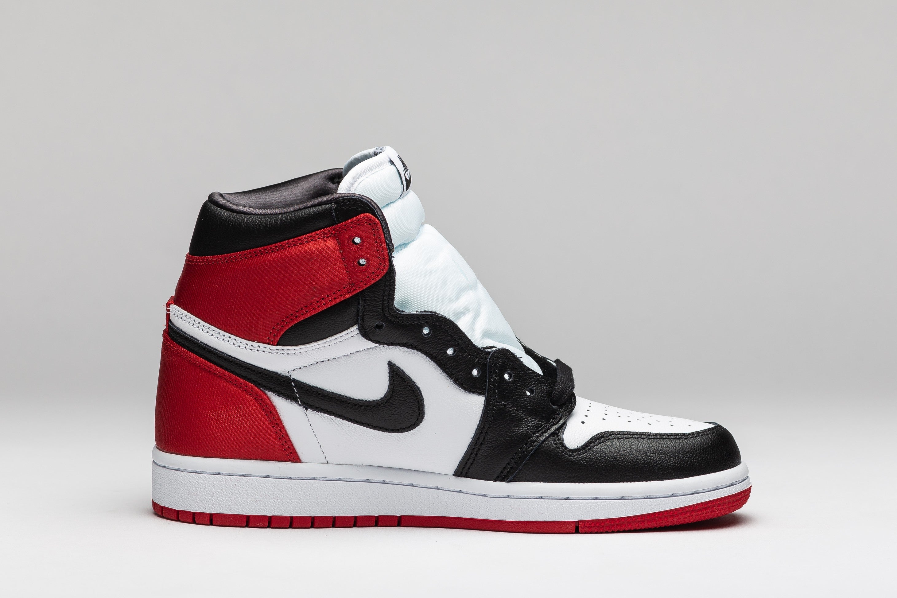 WMNS 1 Retro High OG