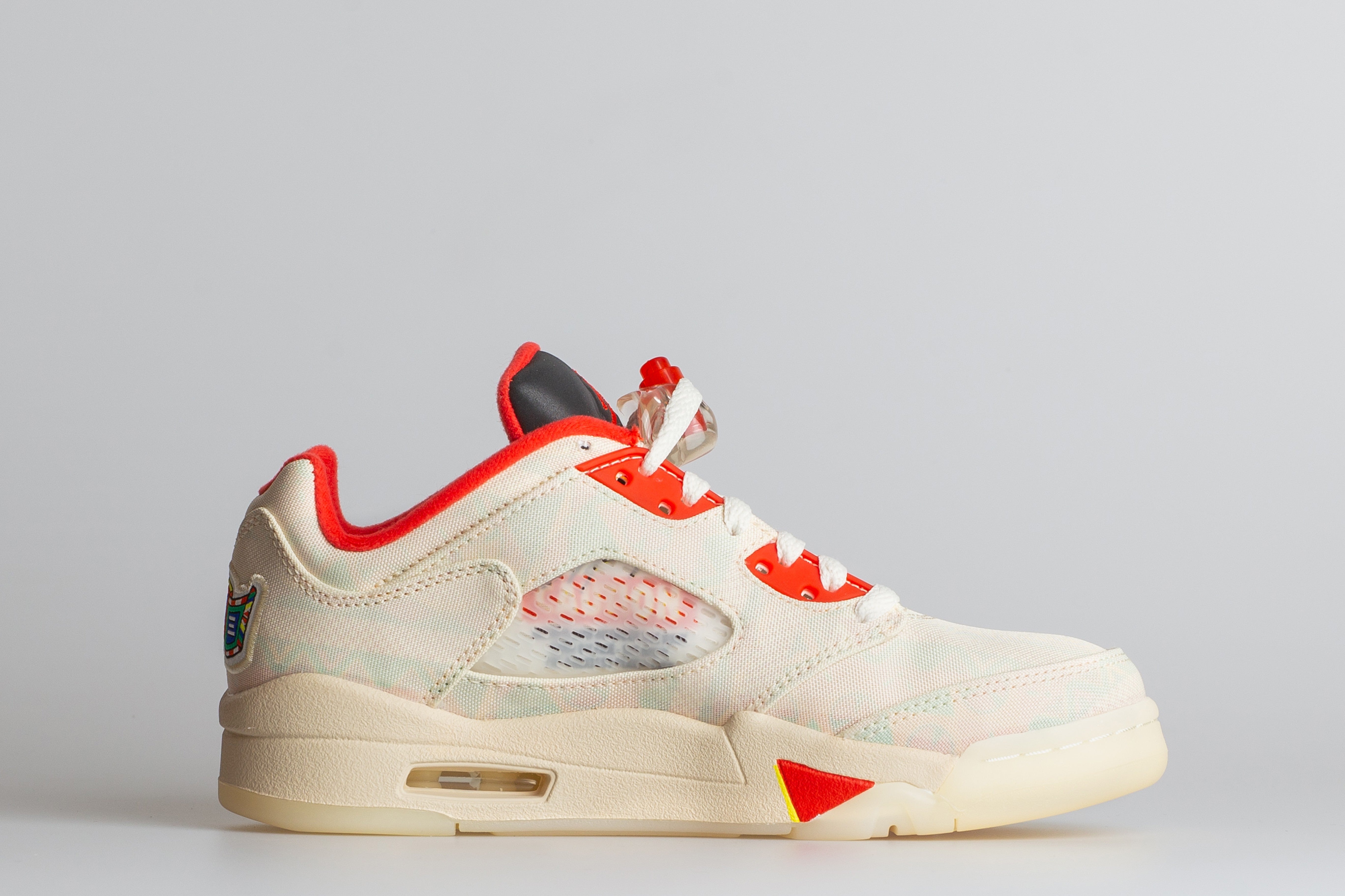 5 Retro Low CNY
