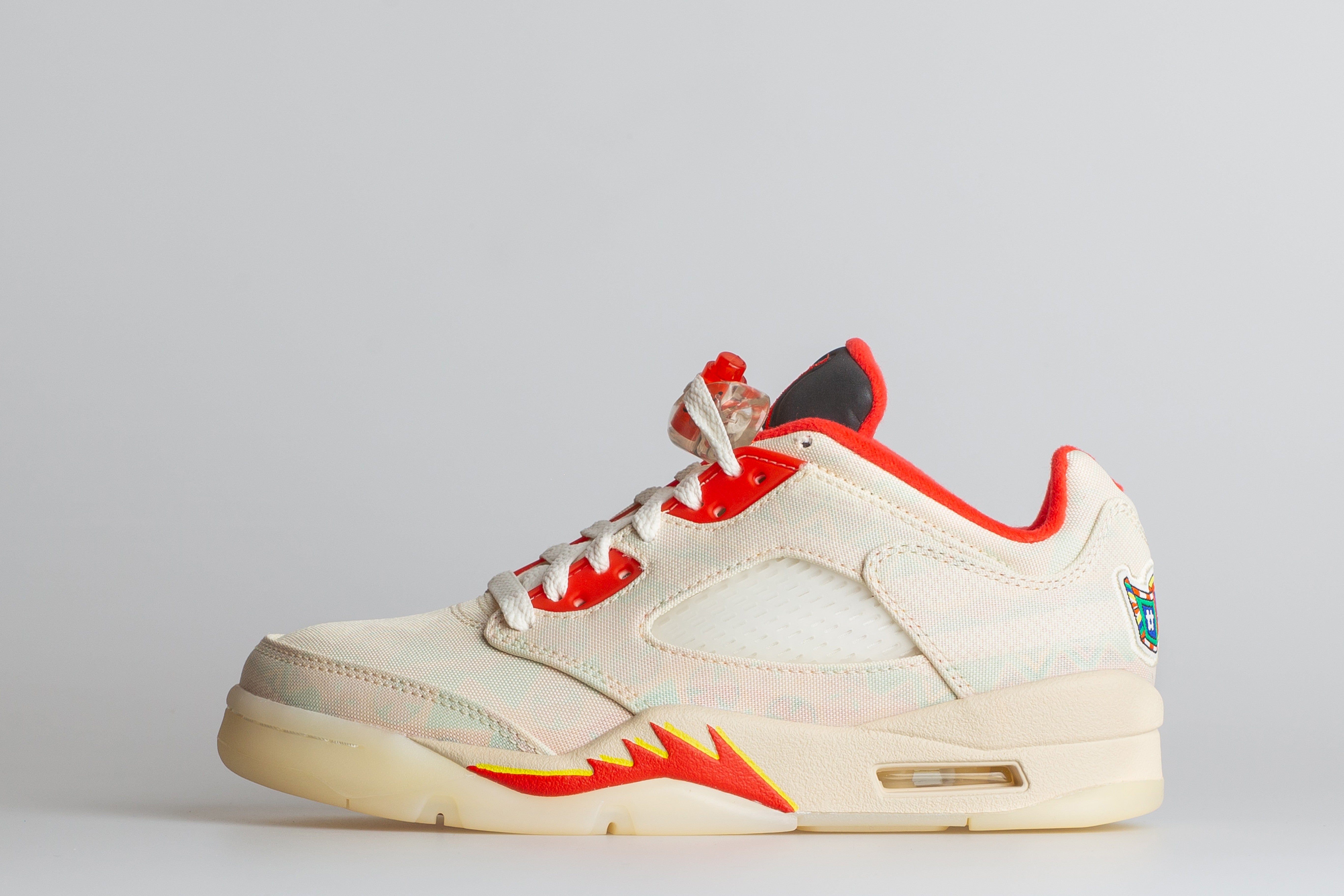 5 Retro Low CNY