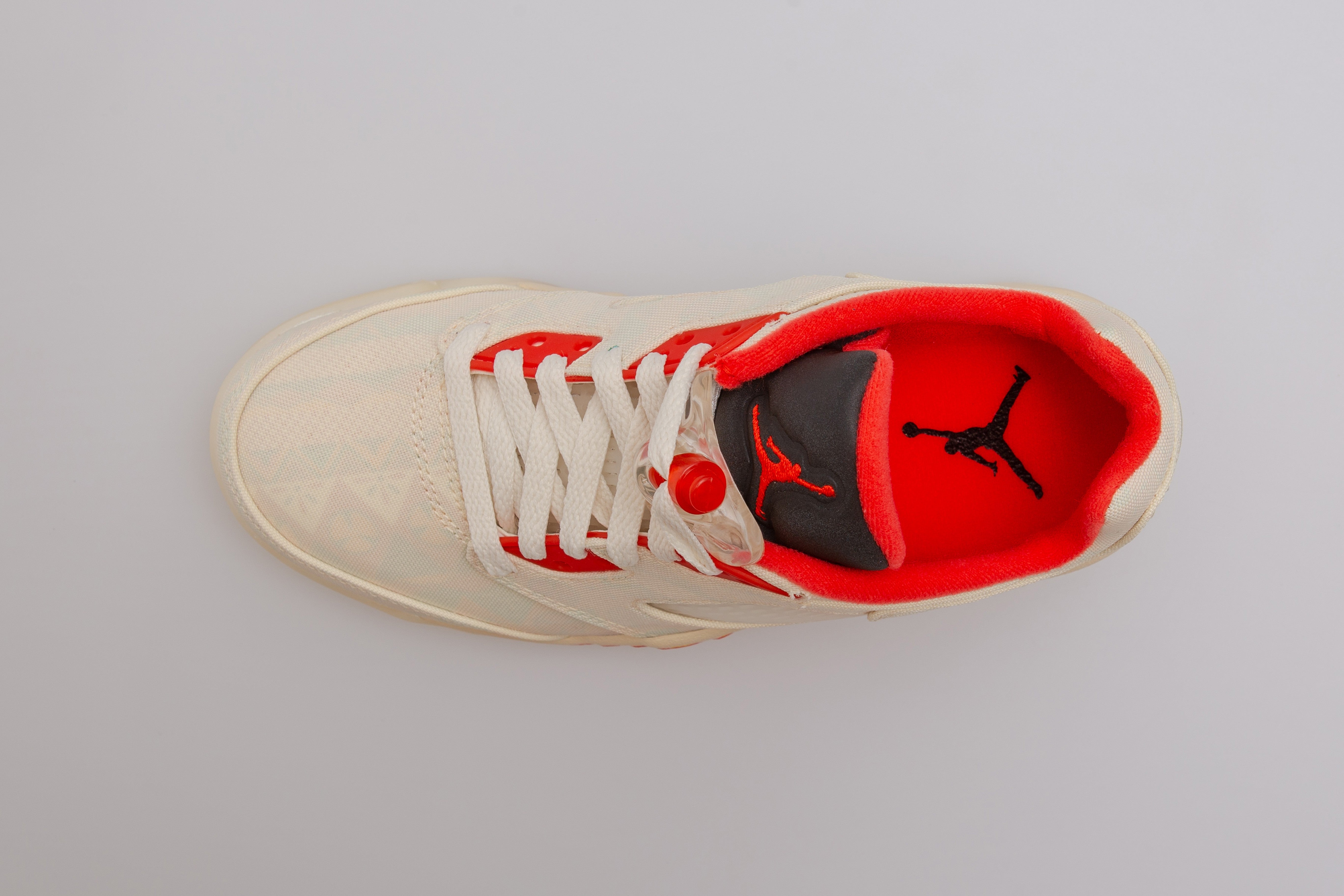 5 Retro Low CNY