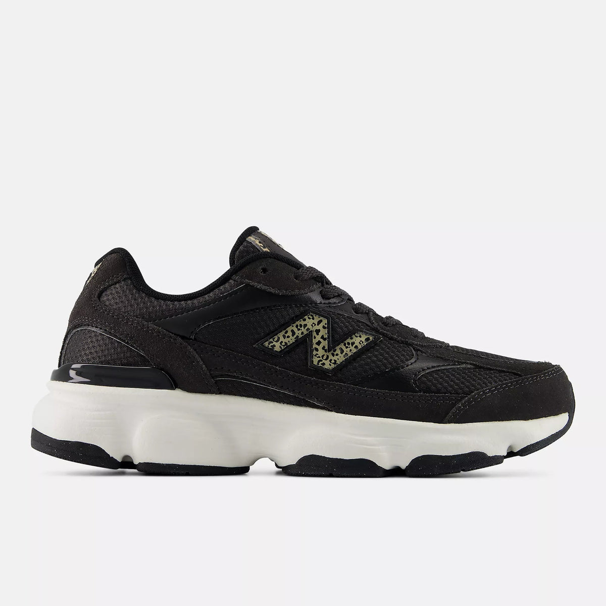New Balance 603