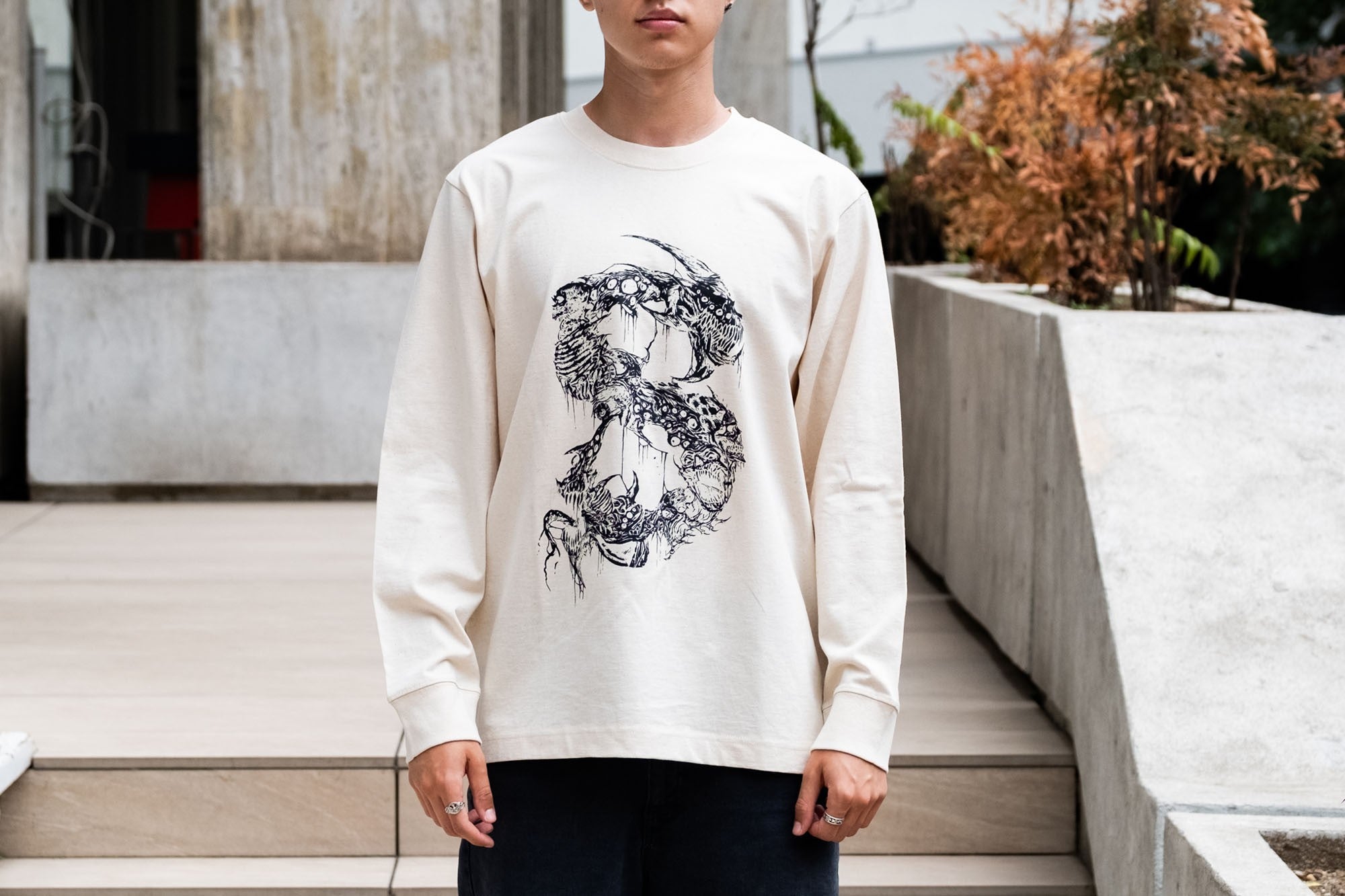 Sneaker Industry Timeless Long Sleeve