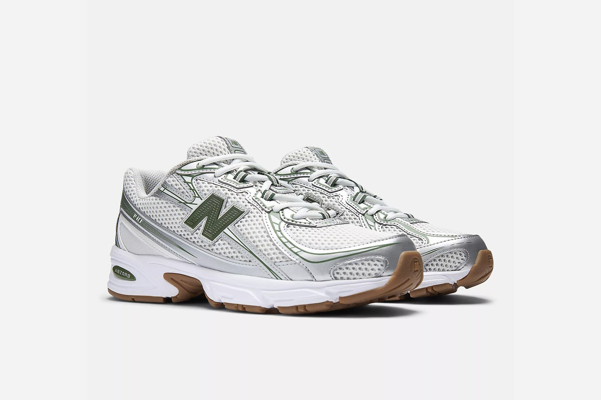 New Balance740