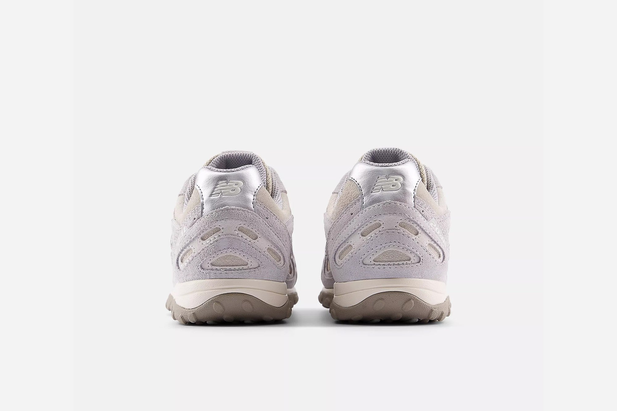 New Balance 204L