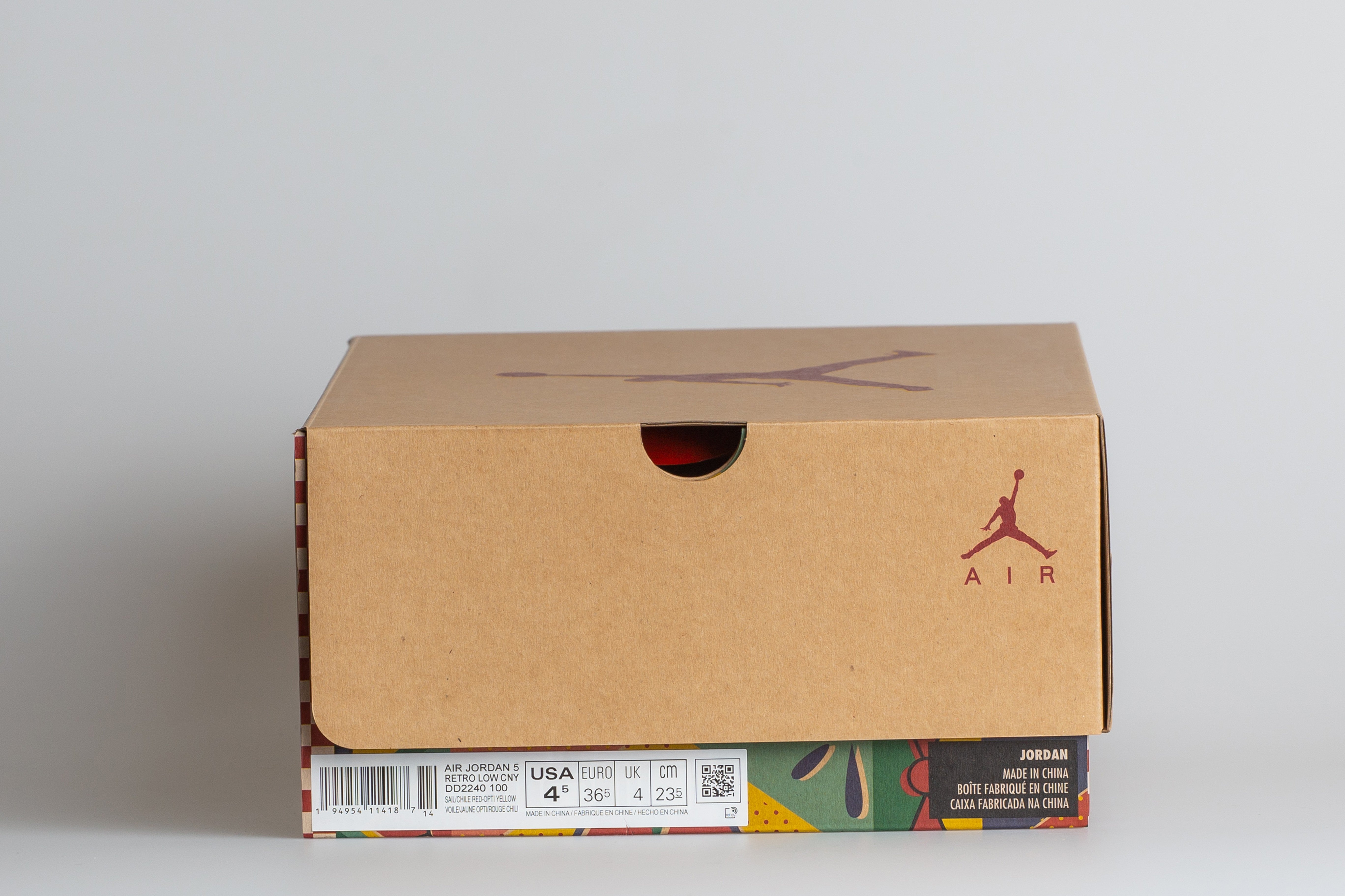 5 Retro Low CNY