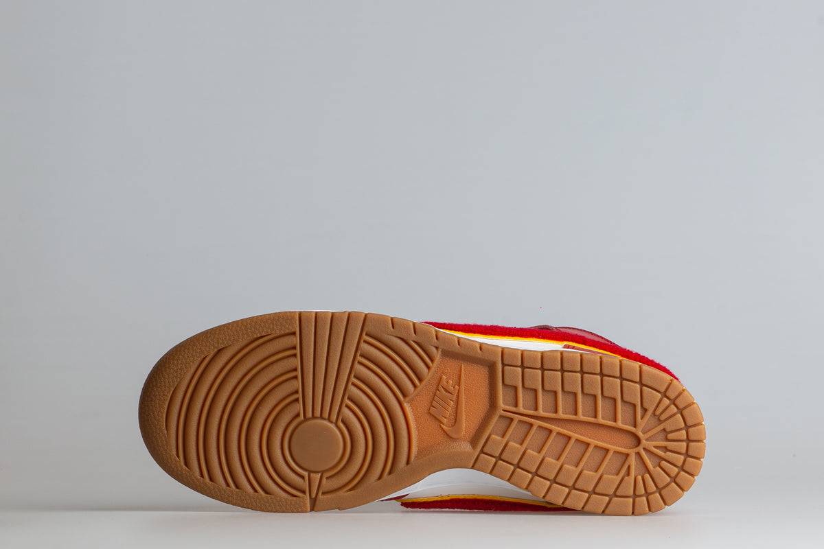 Dunk Hi Retro University