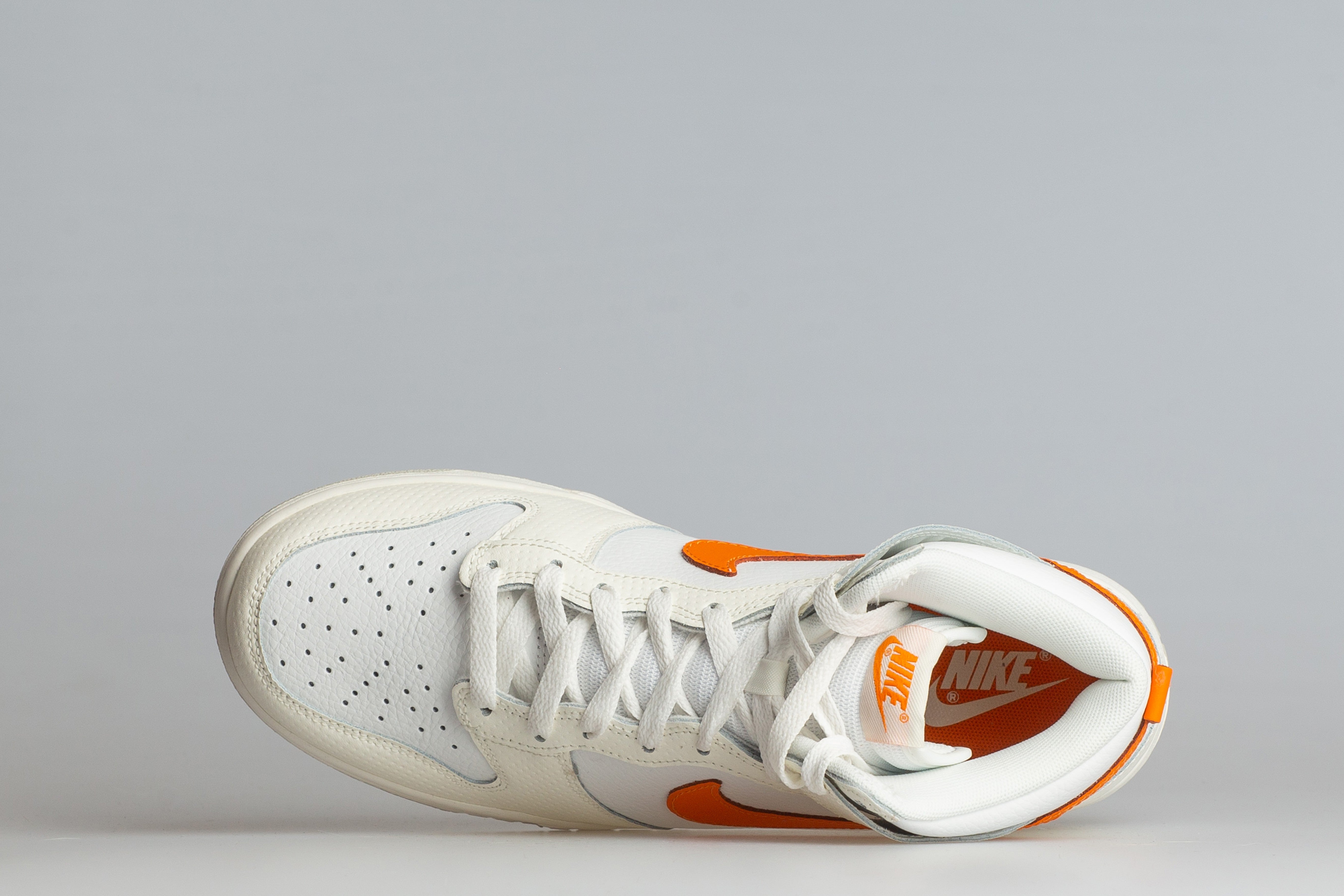 W Dunk Hi