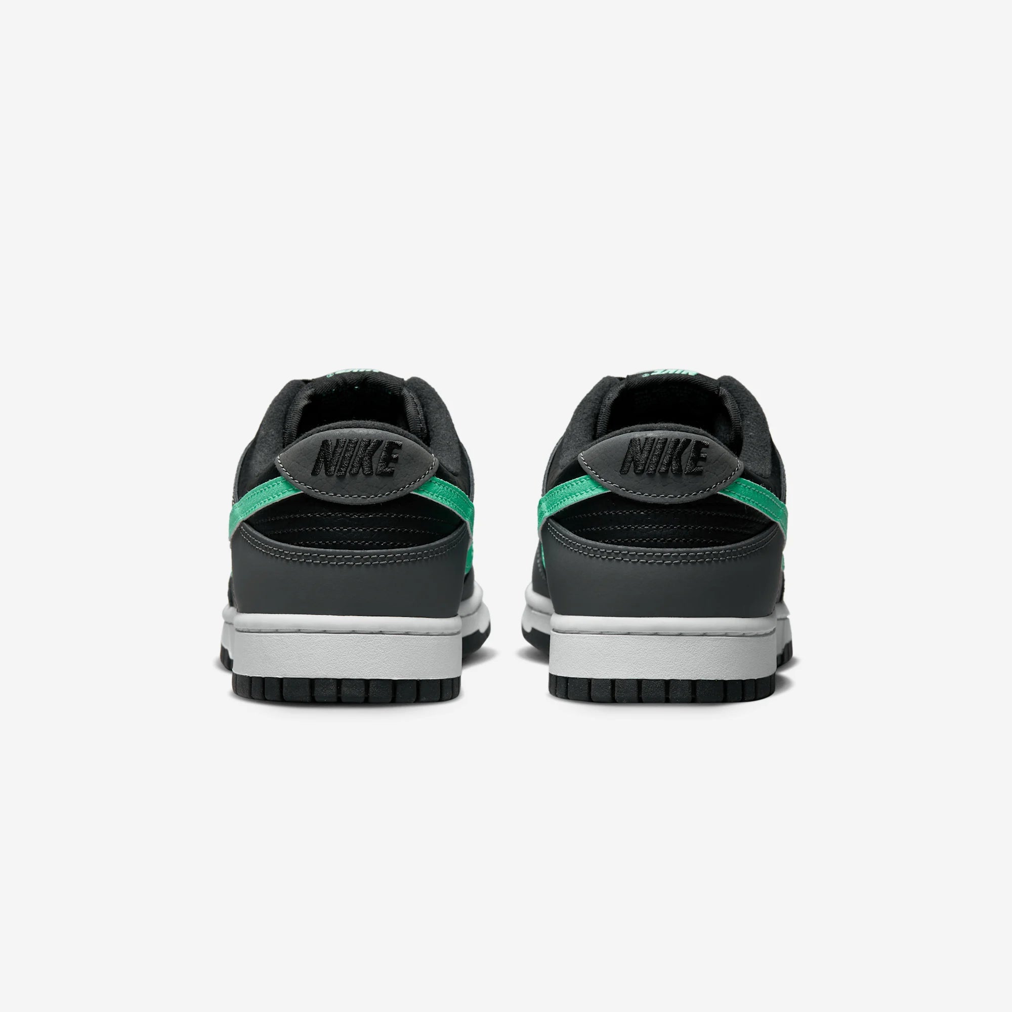Dunk Low Retro