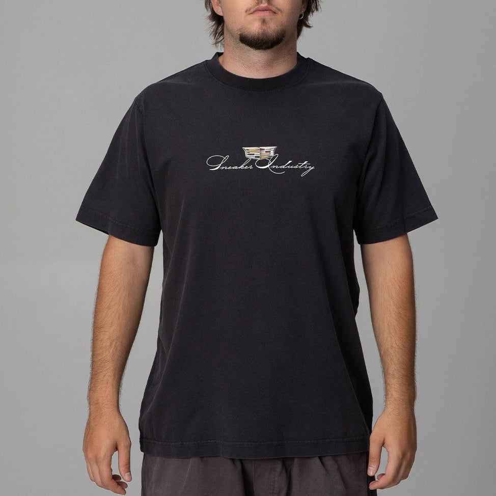 Sneaker Industry Incet Si Sigur Tee