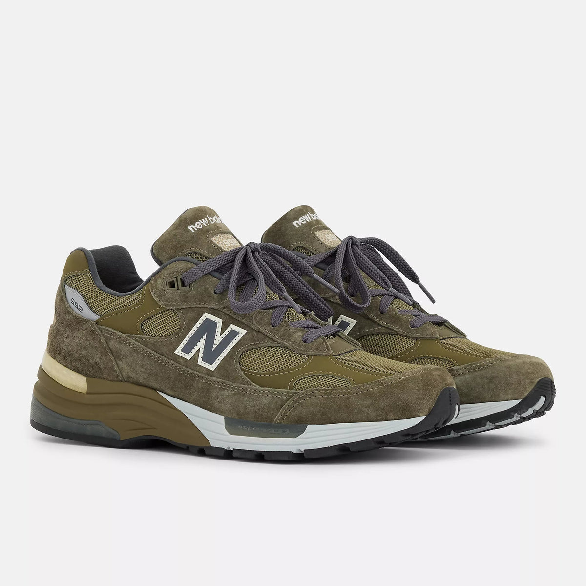 New Balance 992
