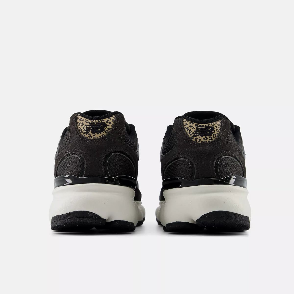 New Balance 603
